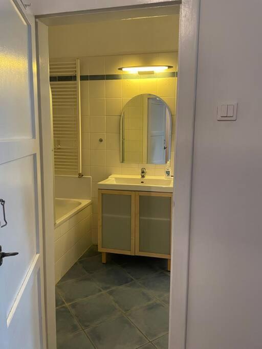 Geraeumige Altbauwohnung Im Zentrum Graz Extérieur photo