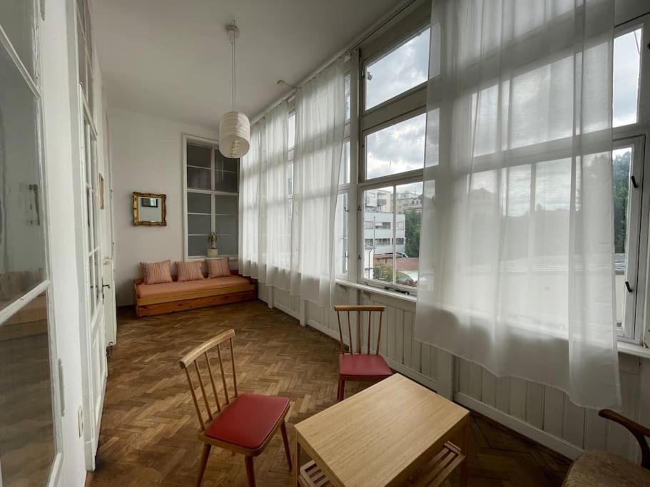 Geraeumige Altbauwohnung Im Zentrum Graz Extérieur photo